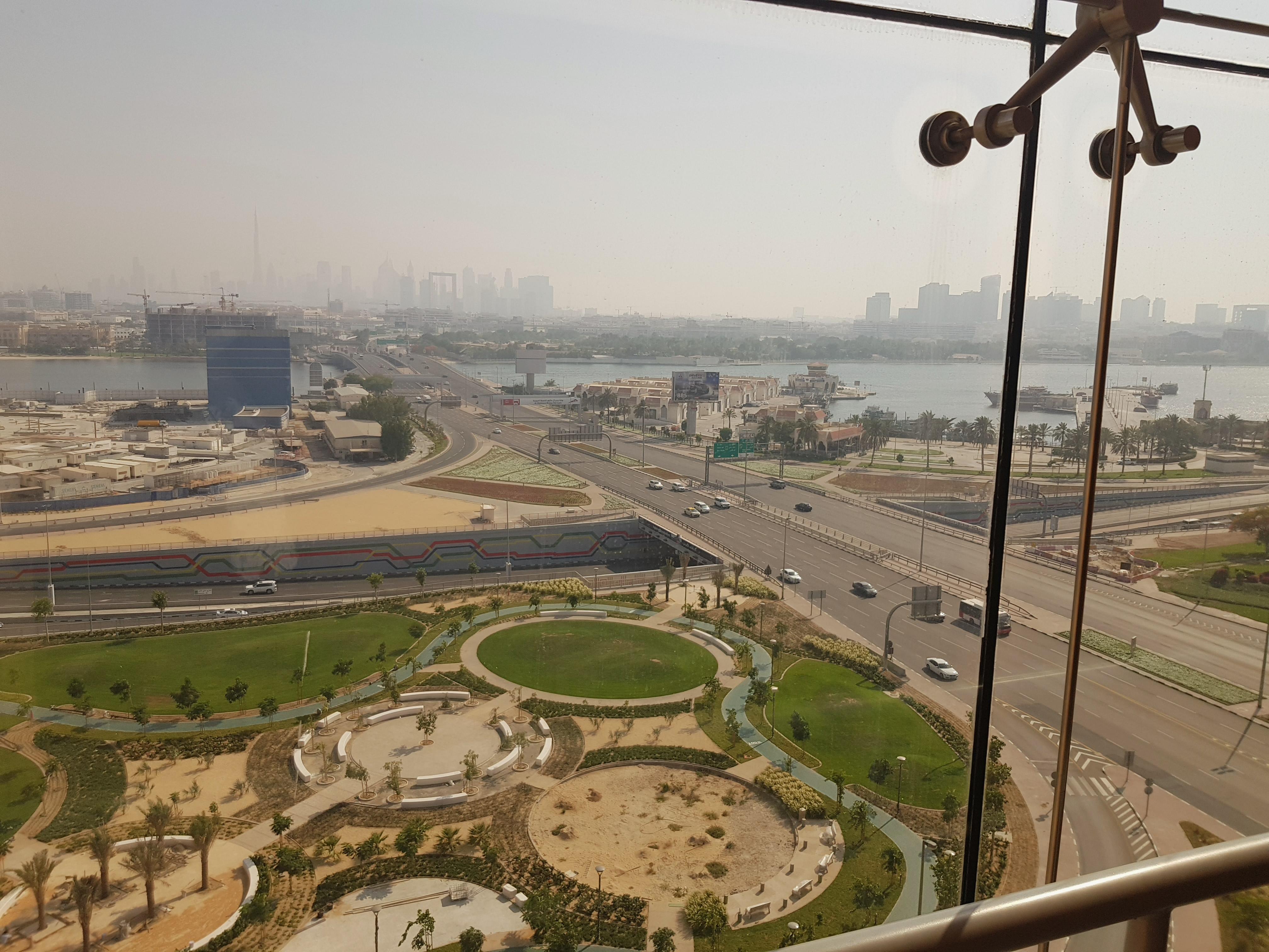 Tulip Creek Hotel Apartments Dubai Bagian luar foto
